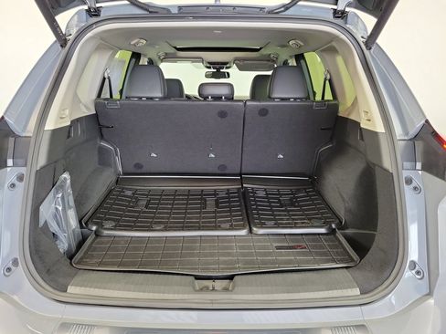 Used 2024 Nissan Rogue Platinum FWD image 24