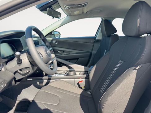 New 2026 Hyundai Elantra Blue image 11