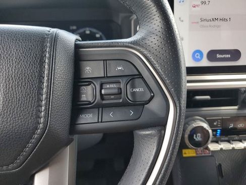 Used 2025 Toyota 4Runner Limited RWD image 32