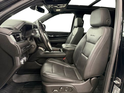 Used 2021 GMC Yukon Denali image 9