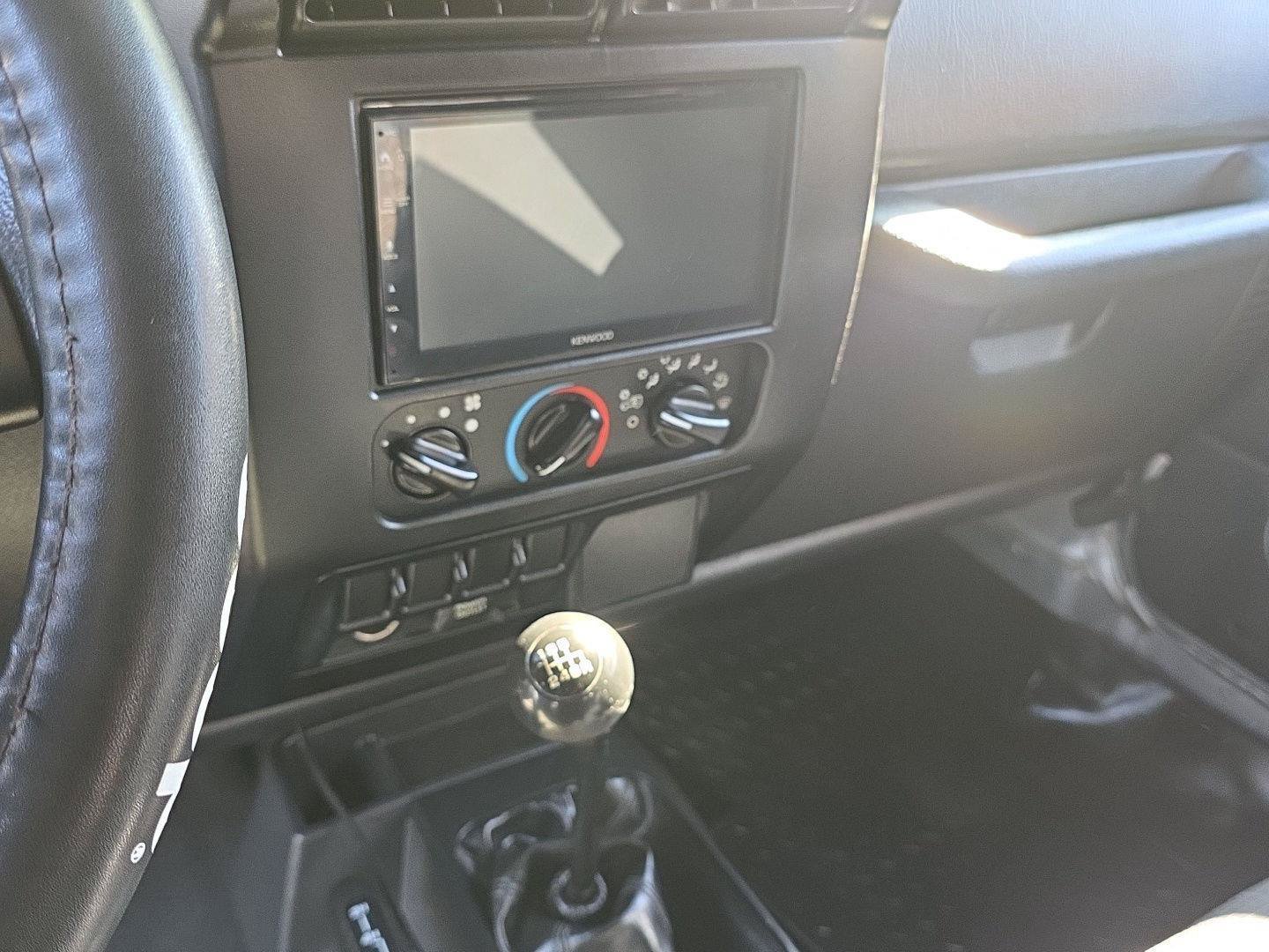 Used 2006 Jeep Wrangler Unlimited AWD/4WD image 19
