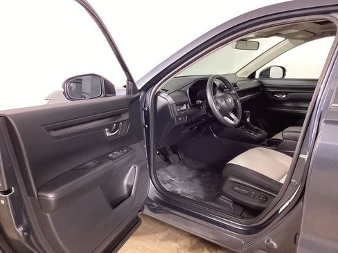 Used 2024 Honda CR-V EX image 9