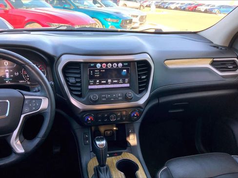 Used 2017 GMC Acadia Denali w/ Technology Package image 7