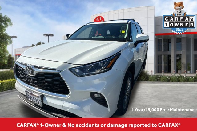 Certified 2021 Toyota Highlander Platinum AWD/4WD image 2