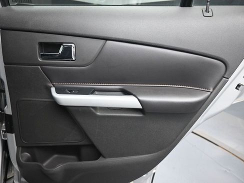 Used 2014 Ford Edge SEL w/ Equipment Group 204A FWD image 24