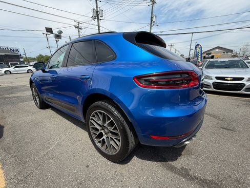 Used 2015 Porsche Macan Turbo AWD/4WD image 6