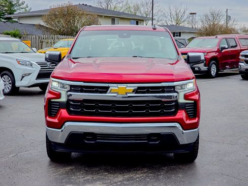 Used 2024 Chevrolet Silverado 1500 LT image 4