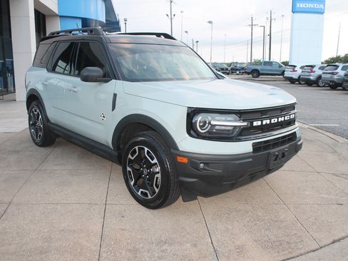 Used 2024 Ford Bronco Sport Outer Banks AWD/4WD image 1