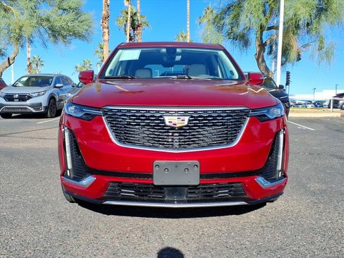 Used 2020 Cadillac XT6 Premium Luxury image 2