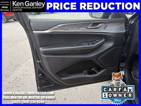 Used 2023 Jeep Grand Cherokee L Limited image 10