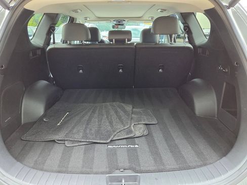 Used 2023 Hyundai Santa Fe SEL w/ Premium Package FWD image 16