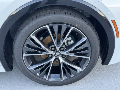 New 2026 Toyota Prius Limited image 15