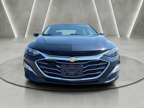 Used 2022 Chevrolet Malibu LS w/ Driver Confidence Package II FWD image 2