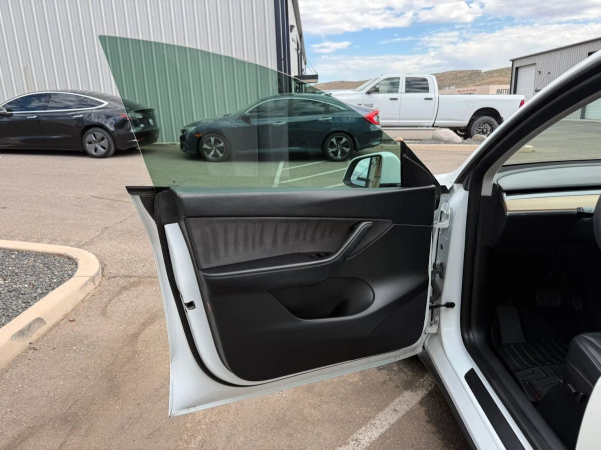 Used 2021 Tesla Model Y Long Range AWD/4WD image 33