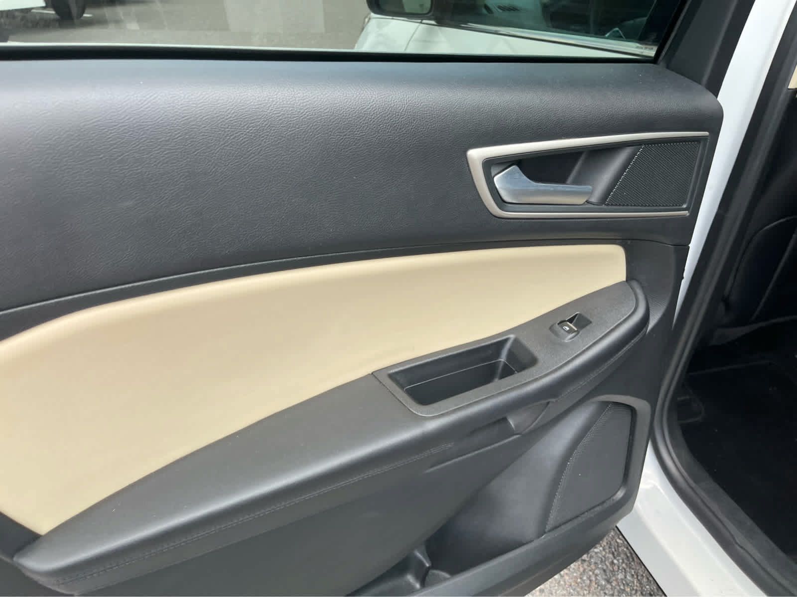 Used 2024 Ford Edge SEL AWD/4WD image 20
