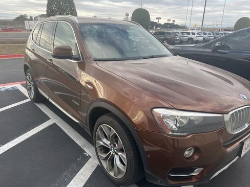 Used 2017 BMW X3 xDrive28i image 8
