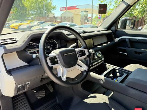 Used 2023 Land Rover Defender 110 AWD/4WD image 13
