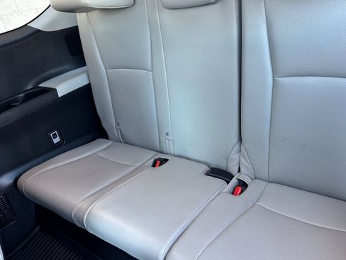 Used 2024 Toyota Grand Highlander Platinum image 16