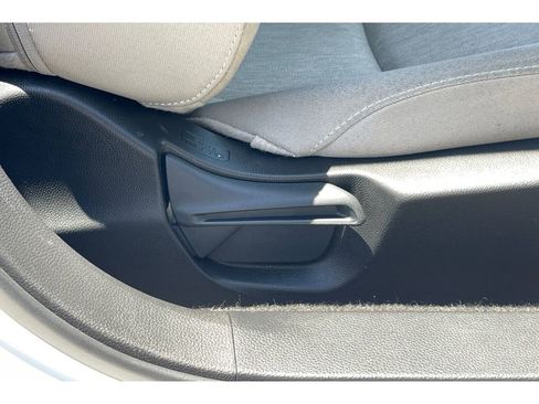 Certified 2023 Honda Accord EX image 22