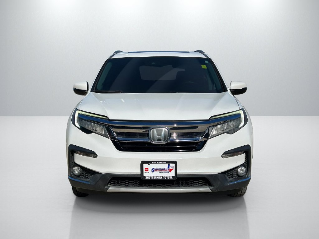 Used 2021 Honda Pilot Touring image 2