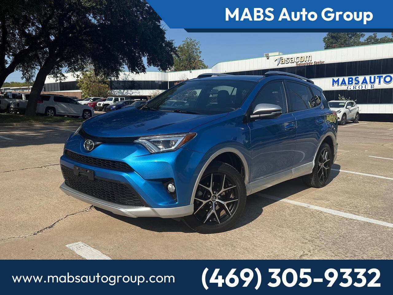 Used 2016 Toyota RAV4 SE FWD image 1