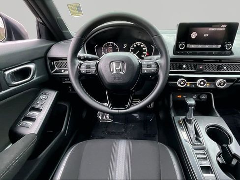 Used 2023 Honda Civic Sport image 9