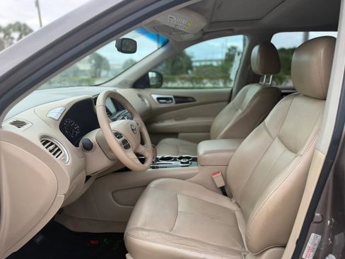 Used 2014 Nissan Pathfinder SL w/ SL Premium Package image 13