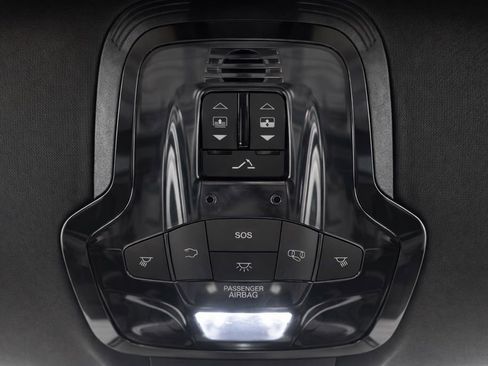 Used 2023 Alfa Romeo Giulia Veloce image 23