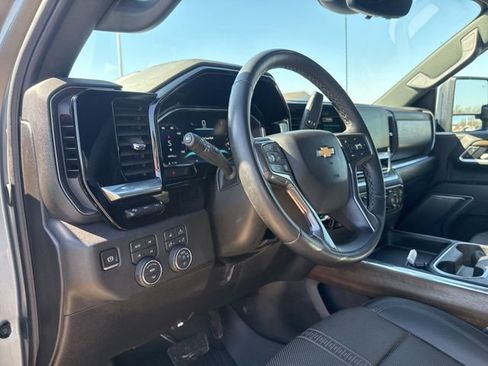 Used 2026 Chevrolet Silverado 2500 High Country w/ High Country Premium Package image 19