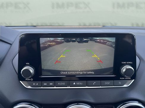 Used 2025 Nissan Sentra S image 18