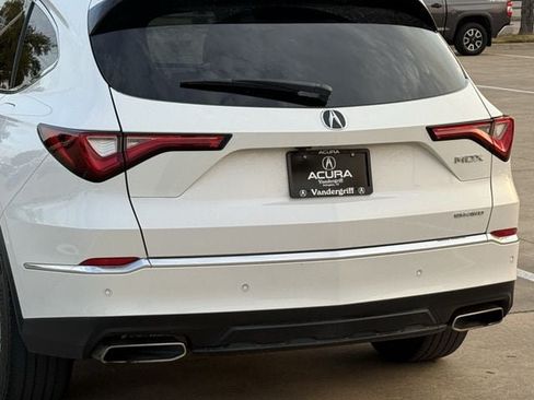 Used 2023 Acura MDX SH-AWD w/ Technology Package image 6