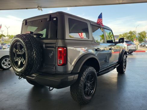 Used 2021 Ford Bronco Black Diamond AWD/4WD image 11
