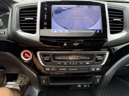 Used 2017 Honda Ridgeline RTL-E image 37