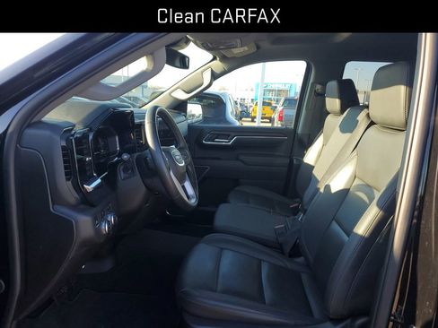 Used 2025 GMC Sierra 1500 SLT image 5