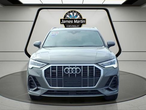 Used 2023 Audi Q3 2.0T Premium image 2