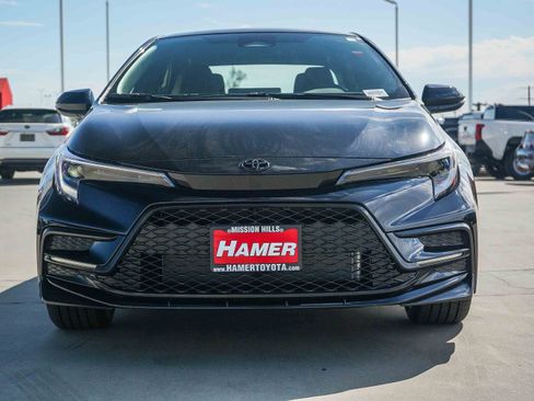 New 2026 Toyota Corolla SE FWD image 2
