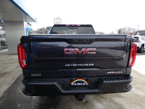 Certified 2023 GMC Sierra 1500 AT4X image 4