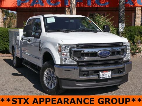 Used 2022 Ford F250 XL w/ STX Appearance Package image 2