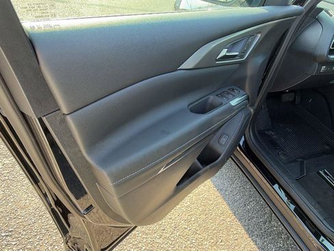 New 2026 Chevrolet Traverse LT FWD image 11