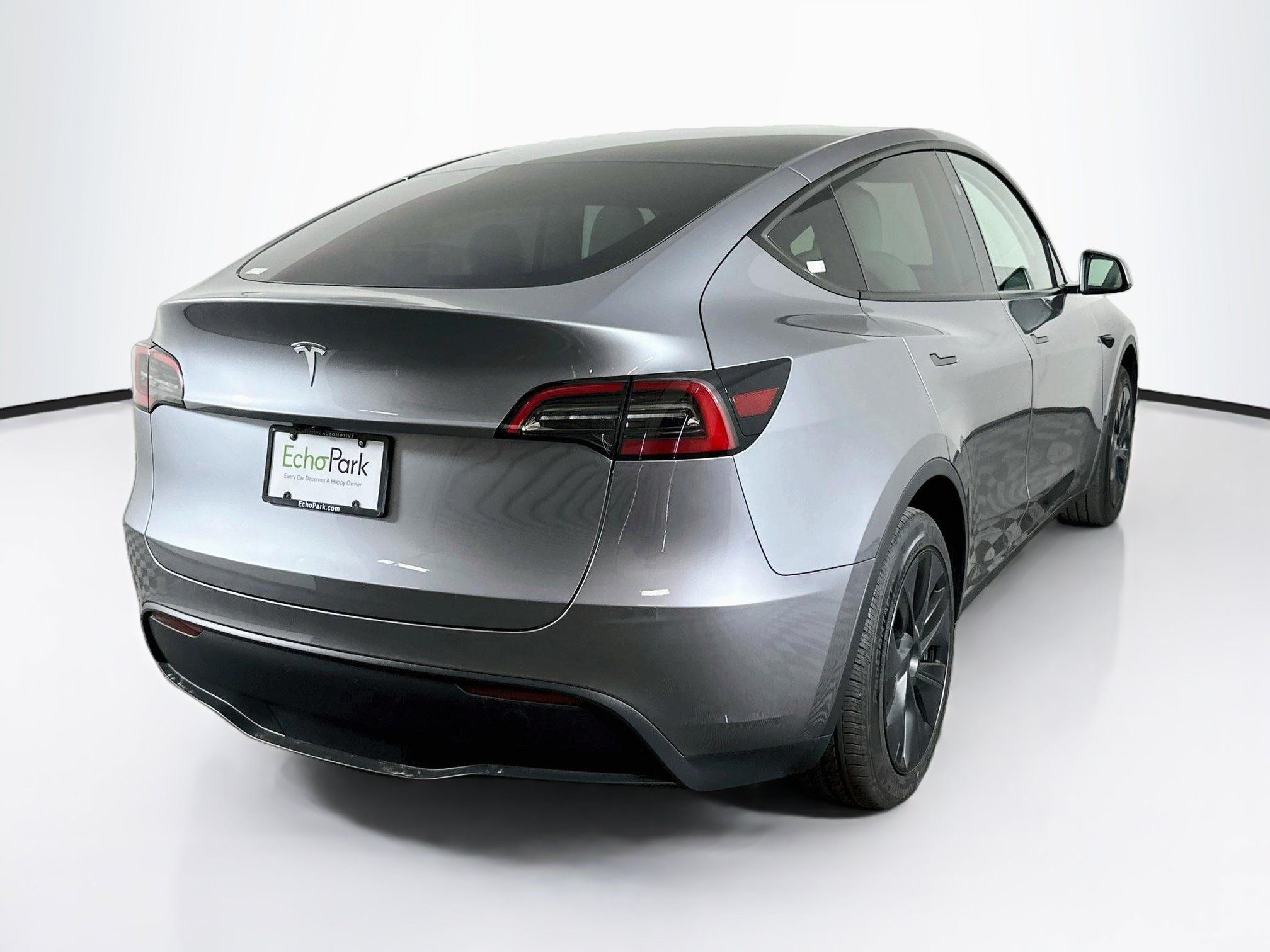 Used 2025 Tesla Model Y Long Range RWD image 9