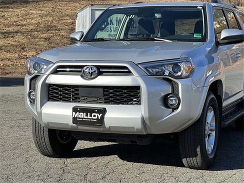 Used 2024 Toyota 4Runner SR5 image 6