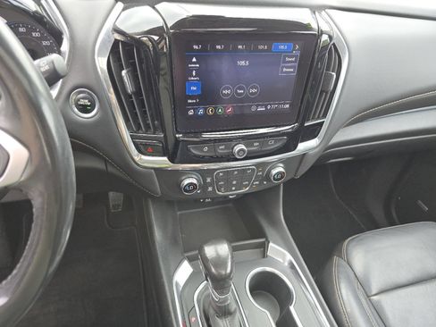 Used 2021 Chevrolet Traverse LT w/ LT Premium Package AWD/4WD image 31