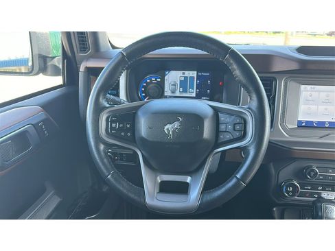 Used 2023 Ford Bronco Outer Banks AWD/4WD image 22