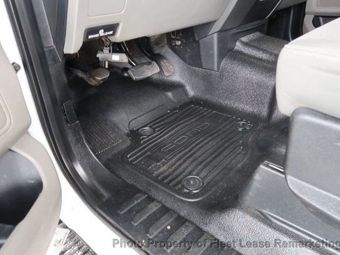 Used 2019 Ford F250 XL w/ Power Equipment Group image 12