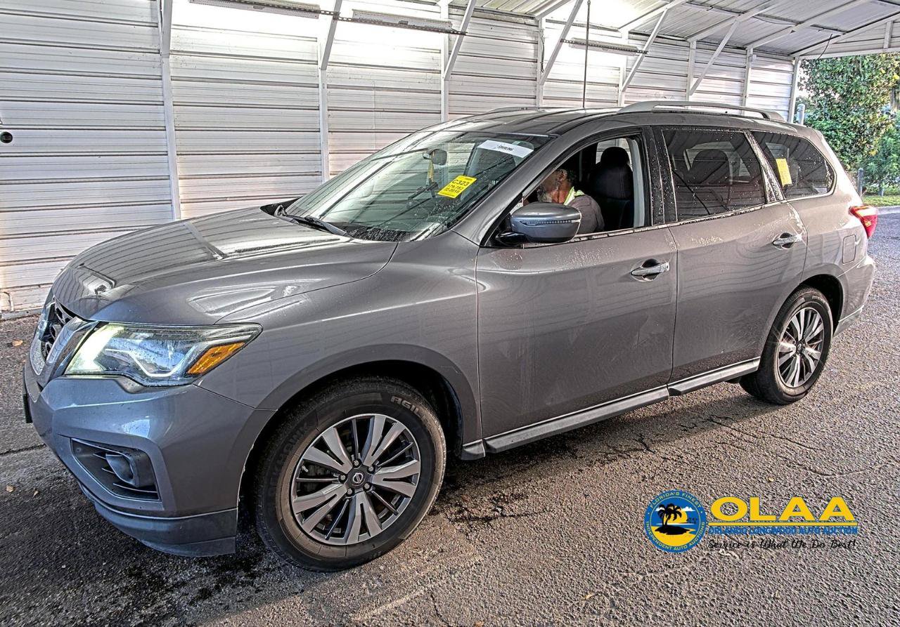 Used 2018 Nissan Pathfinder SV FWD image 21