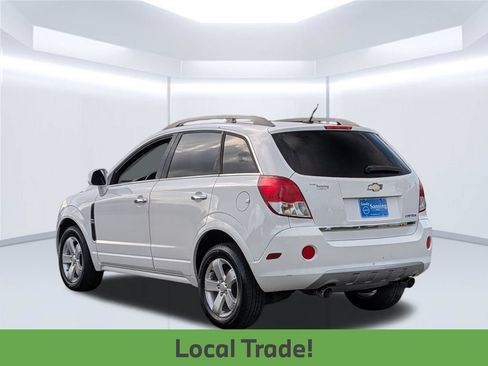 Used 2012 Chevrolet Captiva Sport LT w/ Convenience Package FWD image 4