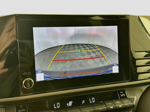 Used 2025 Toyota Camry SE FWD image 22