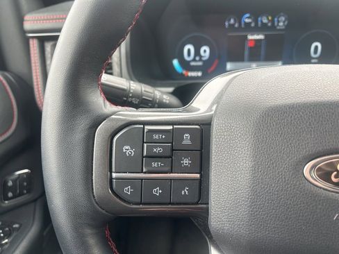 Used 2023 Ford Expedition Limited image 24