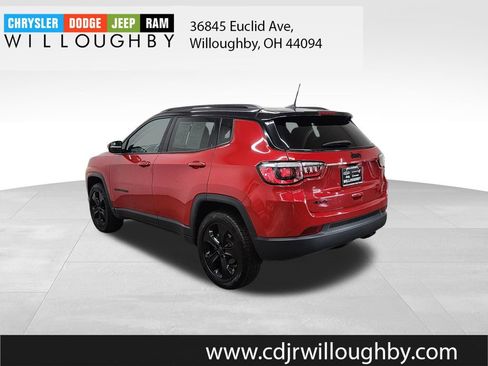Used 2021 Jeep Compass Latitude w/ Sun and Sound Group AWD/4WD image 6