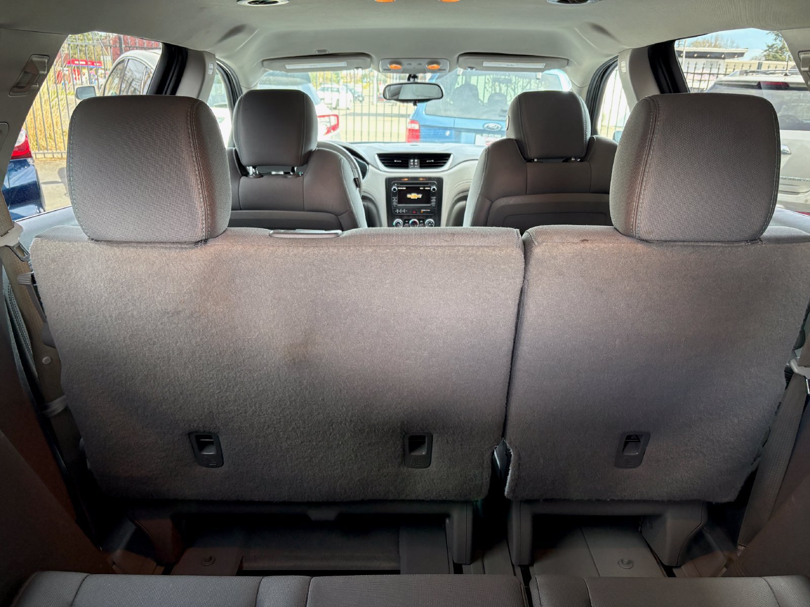 Used 2017 Chevrolet Traverse LT FWD image 21